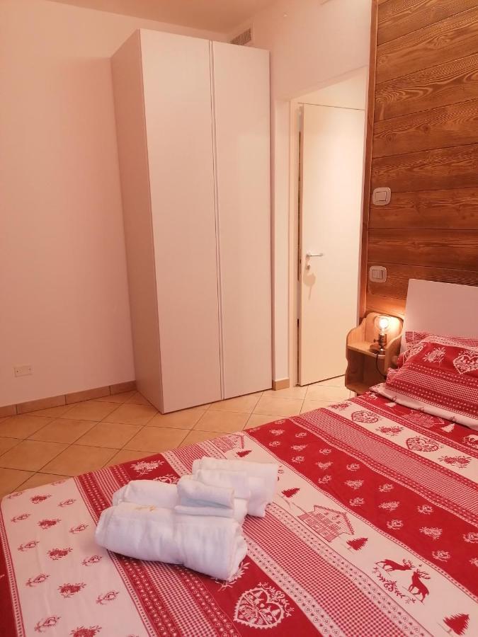 Azienda Agricola Agriturismo I Sei Petali Capo di Ponte Екстер'єр фото